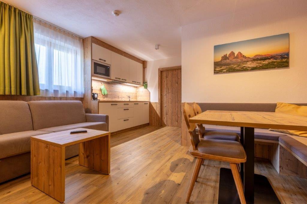 Apartment Edelweiss Sexten Exterior photo